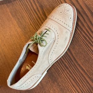 Allen Edmonds Suede Oxford - Size 9 Men’s